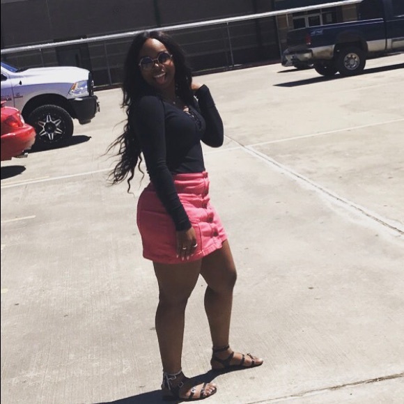 Mini Mini - Picture 2 of 2